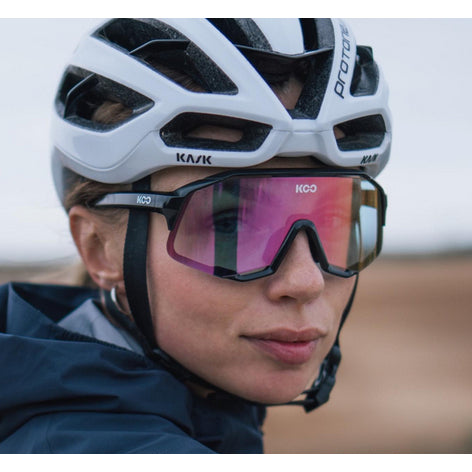 Koo Demos Black / Photochromic Fuchsia