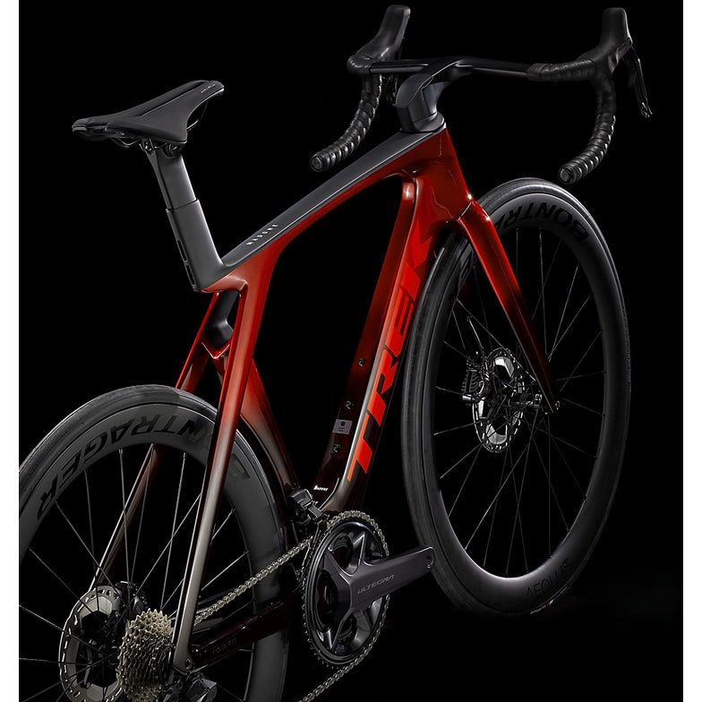 TREK Madone SLR 7 Gen 7 Metallic Red Smoke to Red Carbon Smoke