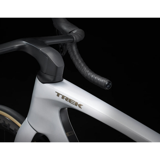 TREK Madone SLR 9 Gen 7 Satin Quicksilver