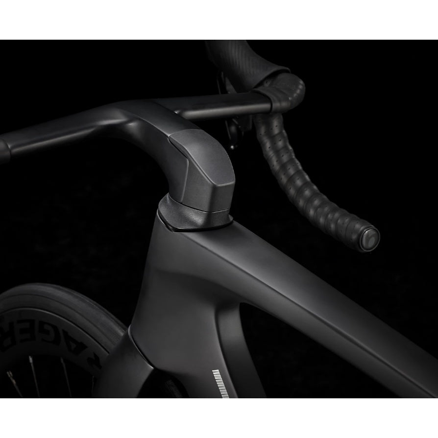 2023 TREK Madone SLR 6 eTap Gen 7 DEEP SMOKE