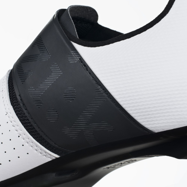 FIZIK VENTO INFINITO CARBON 2 SHOE WHITE/BLACK