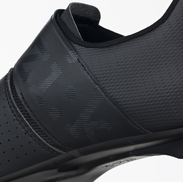 FIZIK VENTO INFINITO CARBON 2 SHOE BLACK