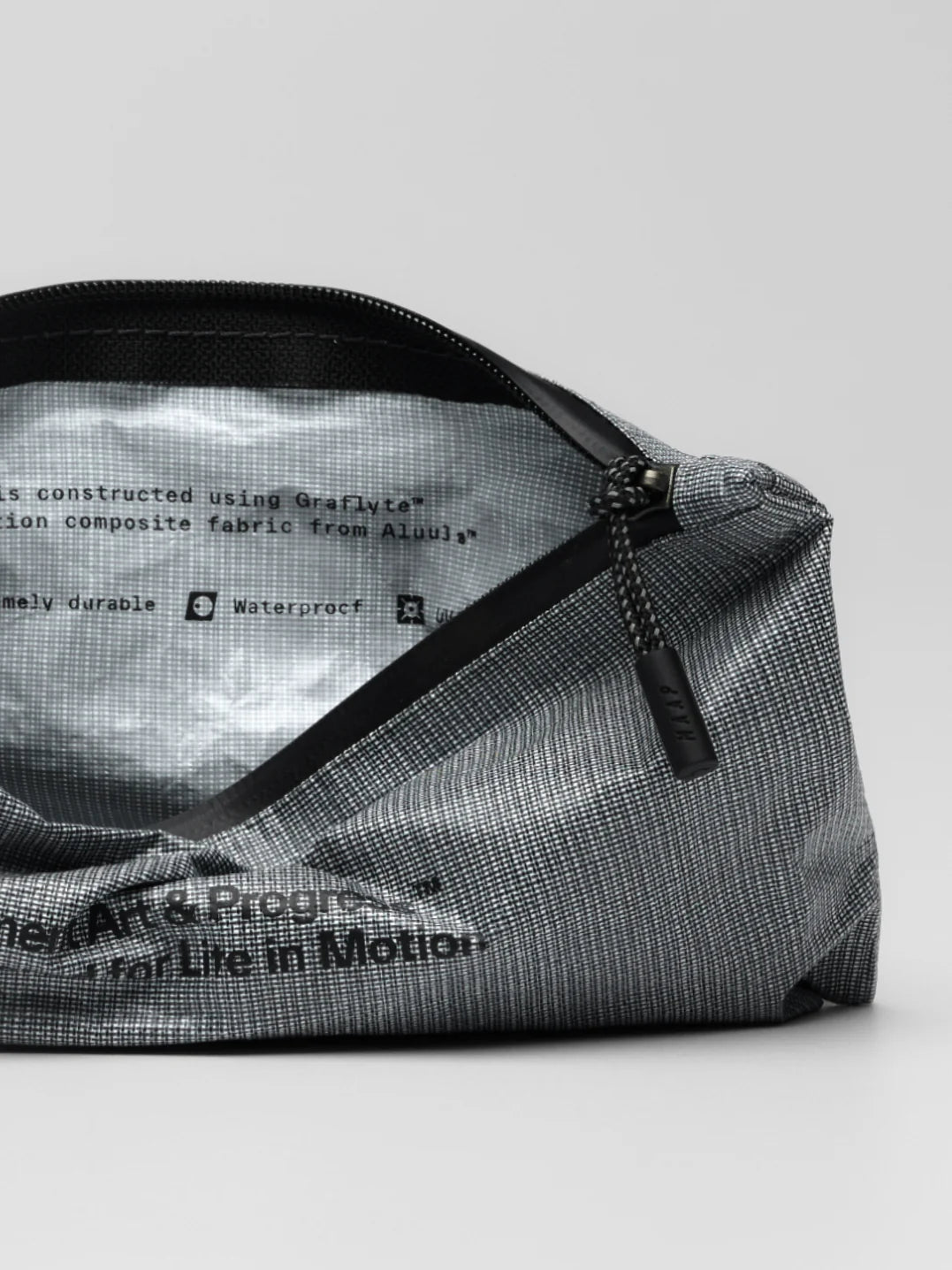 MAAP Tech Pouch Graphite