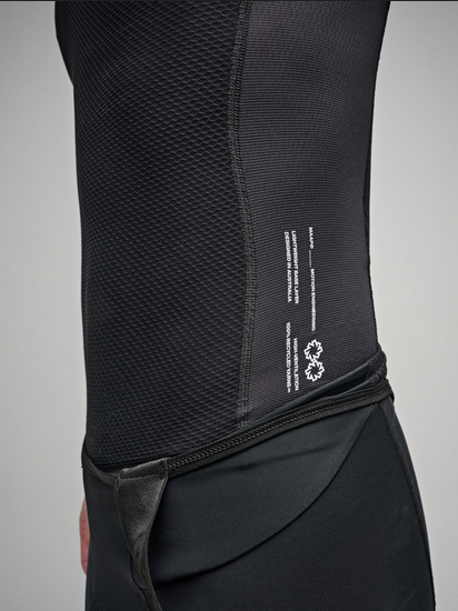 MAAP TEAM MESH BASE LAYER BLACK