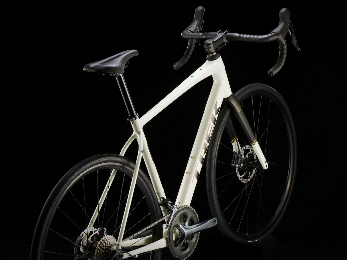 TREK Domane AL 4 ERA WHITE
