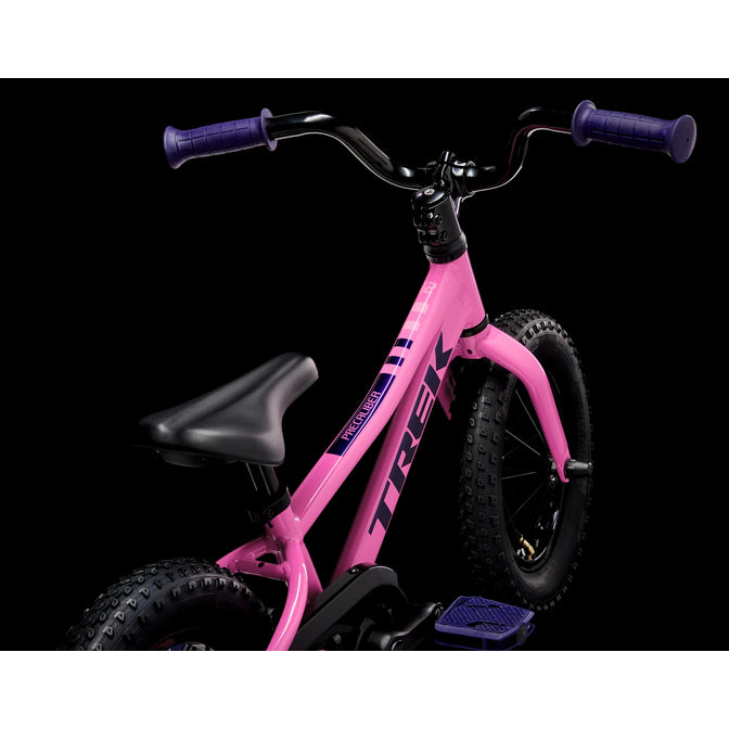 TREK Precaliber 12 Flamingo Pink