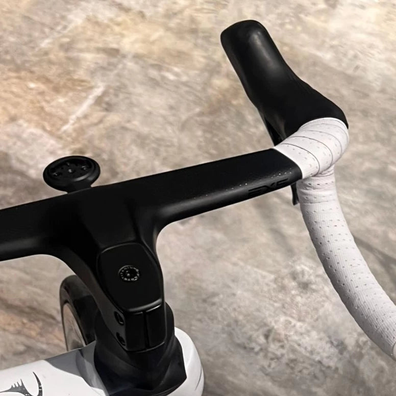 ROULEUR TACKY BAR TAPE - White
